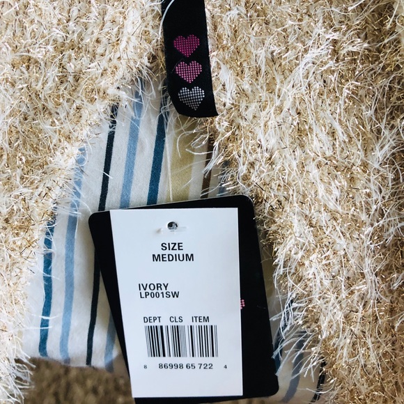 🔺NWT Ivory Gold Fuzzy Sweater Tank Top size M - Picture 4 of 4